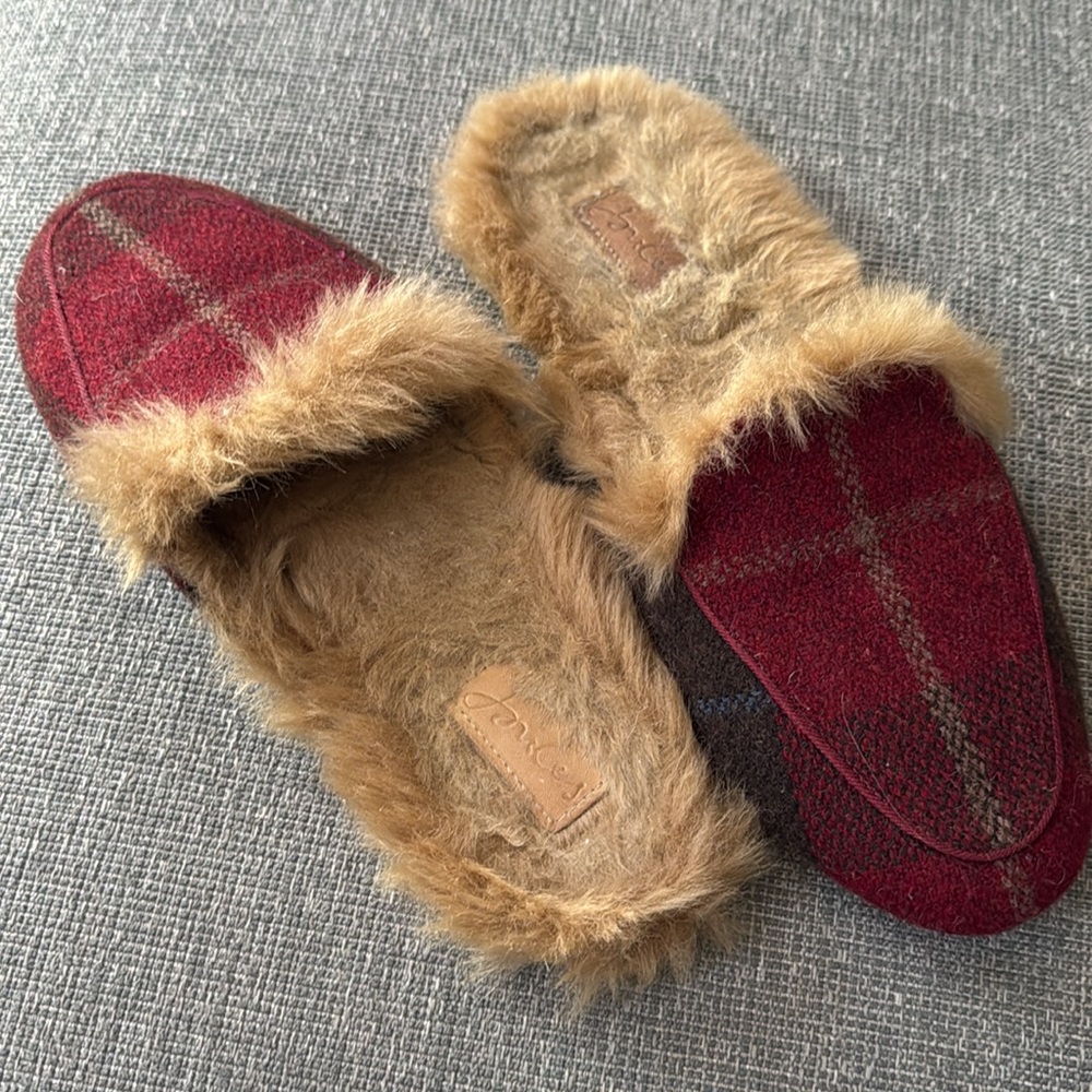 Plaid Wool Slippers - Picture 4 of 7